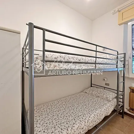 244 - Singola Quadrilocale Al Taunus Con Aria Condizionata, Ampio Giardino E Garage - Inclusa Villa Numana